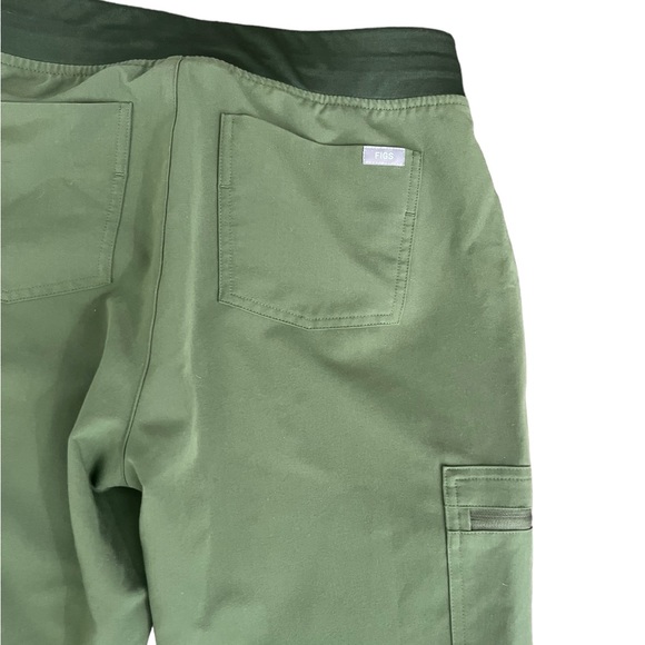 FIGS Limited Edition Zamora Joggers in Dark Olive - SZ S - Picture 7 of 7